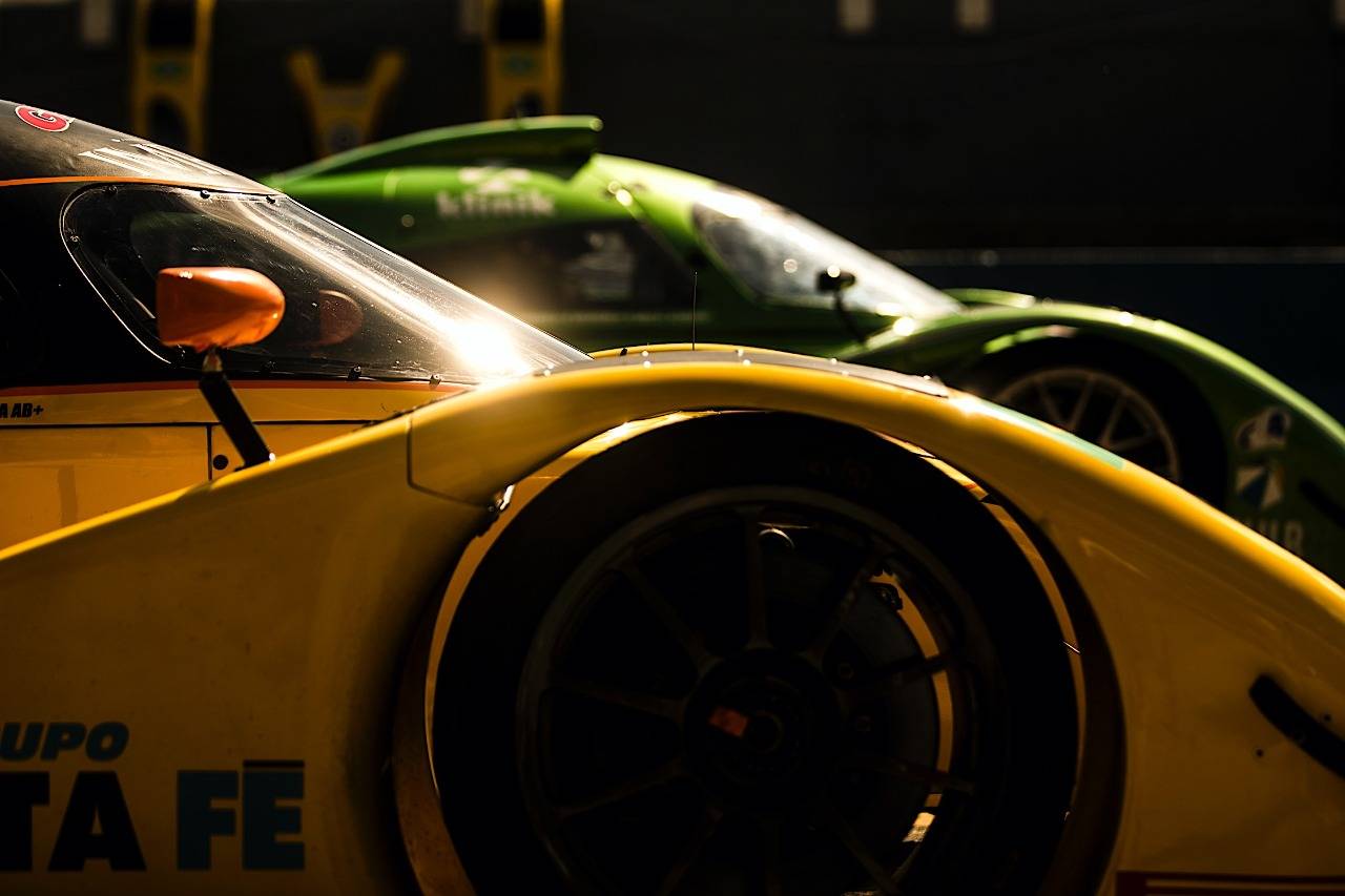 paralax cars